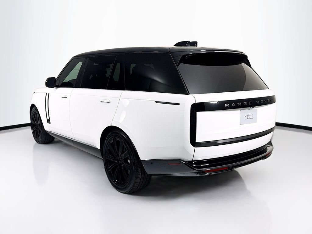 New 2026 Fuji White Land Rover SE image 7