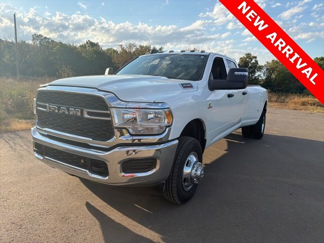 2024 Ram 3500 Tradesman photo 4