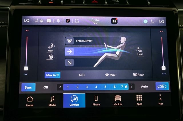 Used 2025 Gray Jeep Limited image 26
