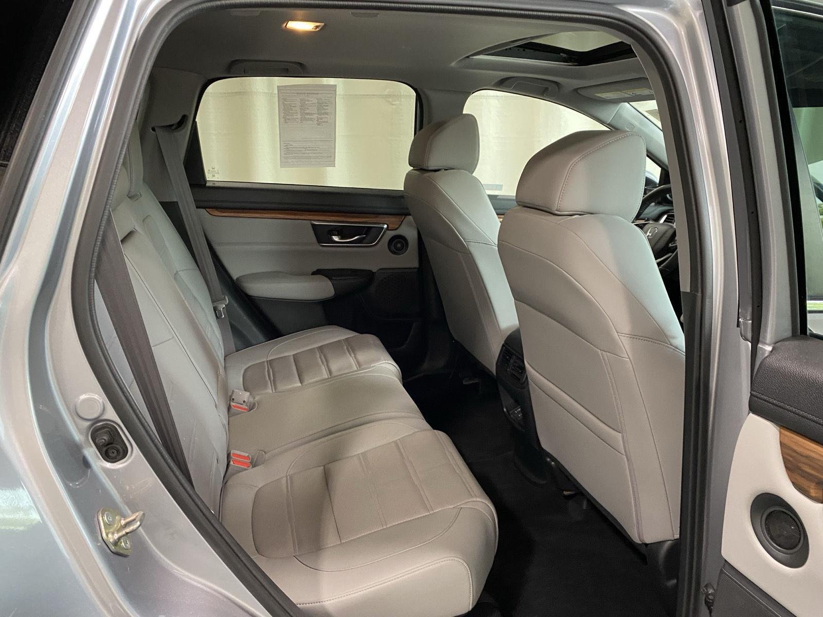 Used 2019 Lunar Silver Metallic Honda EX-L image 12