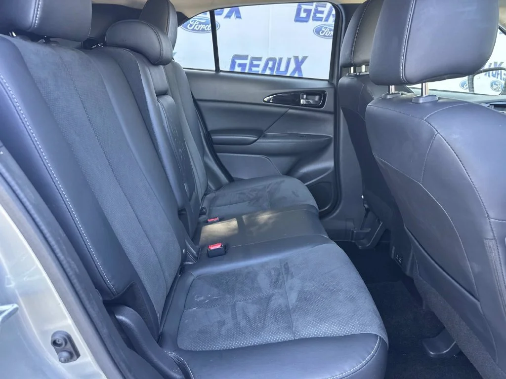Used 2025 Alloy Silver Metallic Mitsubishi  image 17