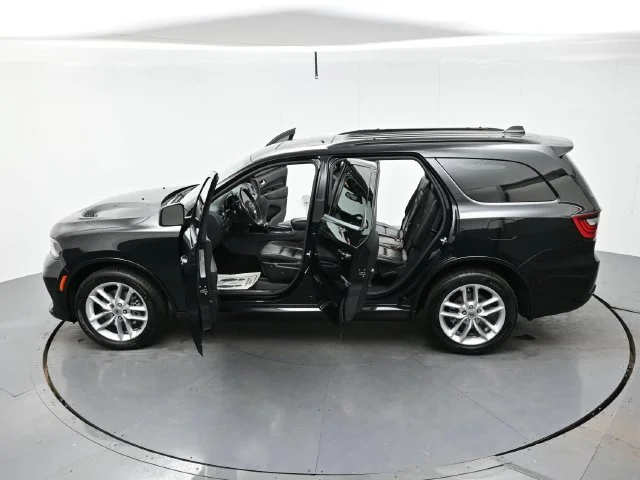 Used 2023 Db Black Clearcoat Dodge R/T Plus image 40