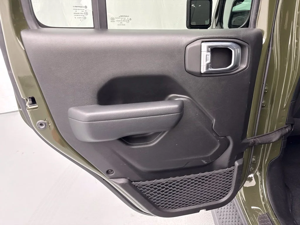 Used 2022 Green Clearcoat Jeep Unlimited Willys image 14