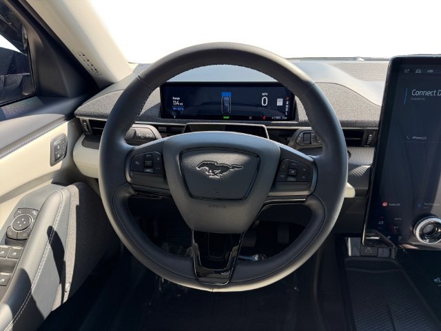 Used 2023 Black Ford Premium image 13