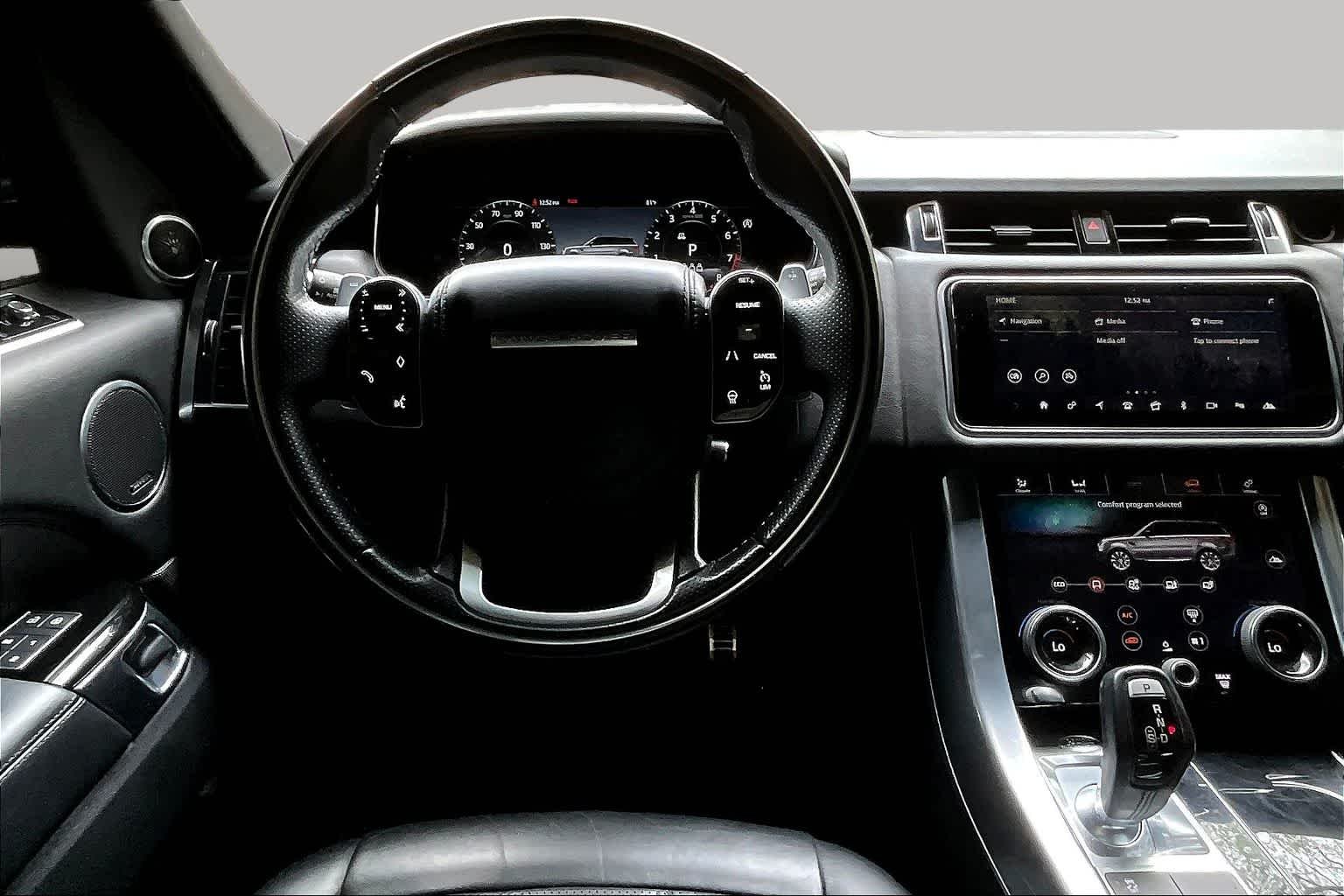 Used 2022 Santorini Black Metallic Land Rover HSE Silver Edition image 5