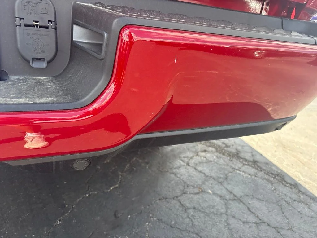 New 2026 Molten Red Pearl-Coat Exterior Paint RAM Black Express image 11
