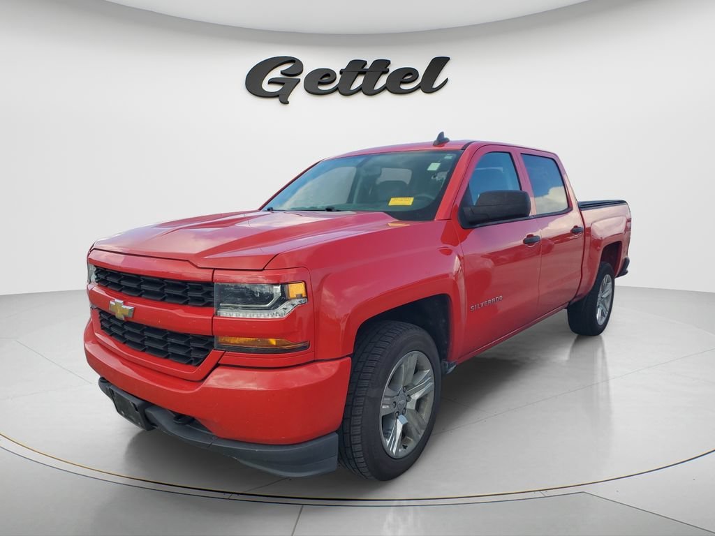 Used 2018 RED HOT Chevrolet Custom image 1