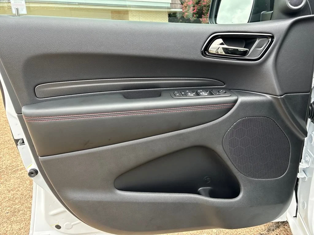 2025 Dodge Durango R/T - Photo 11