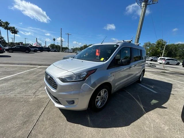 Used 2021 Silver Ford XLT image 3