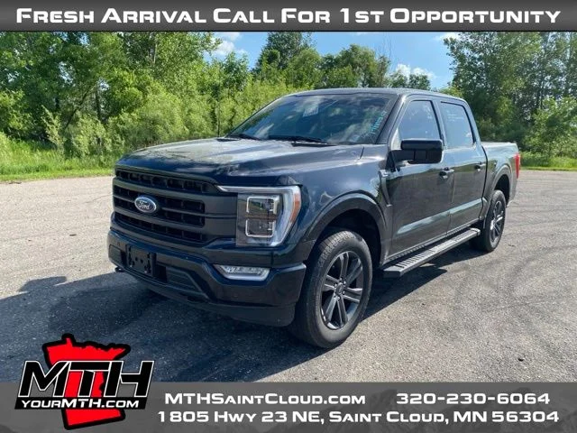 Certified Used 2023 Black Ford Lariat image 4