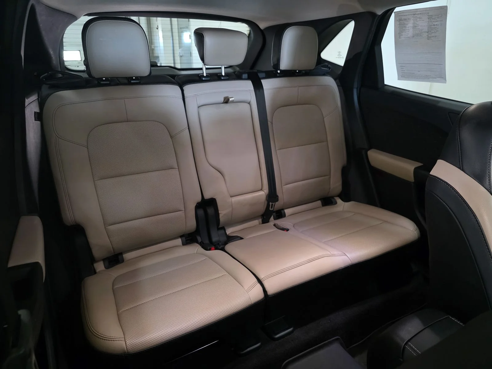 Used 2020 Silver Ford SEL image 22