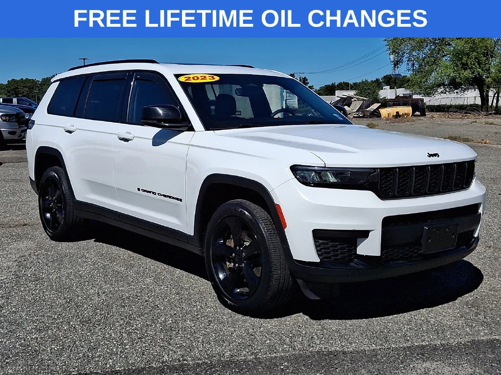 Used 2023 Bright White Clearcoat Jeep Altitude image 1