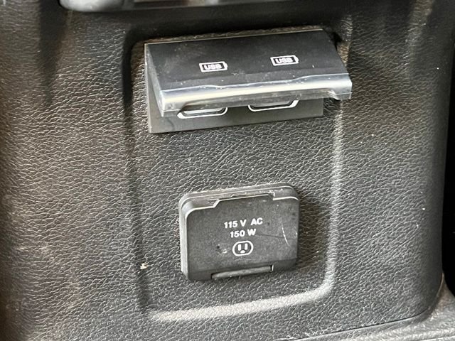 Used 2024 Silver Jeep Sahara image 15