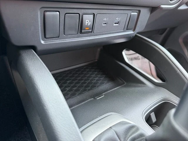 2025 Nissan Frontier SV - Photo 21