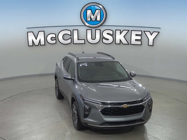 2025 Chevrolet Trax LT - Photo 8