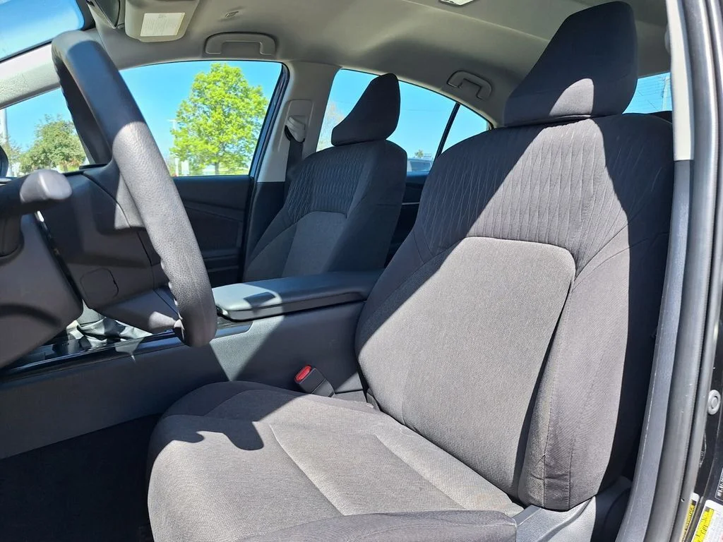 Used 2025 Midnight Black Metallic Toyota LE image 22