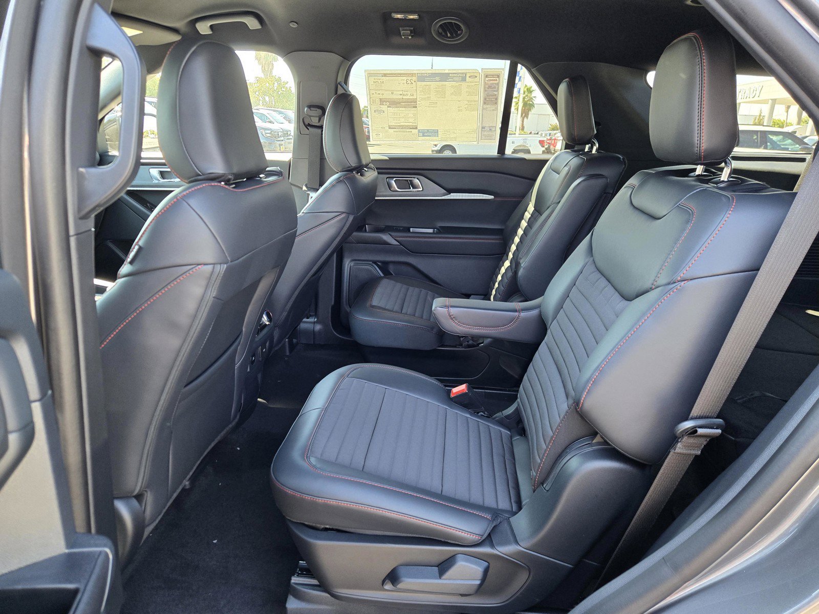 New 2026 Carbonized Gray Metallic Ford ST-Line image 7