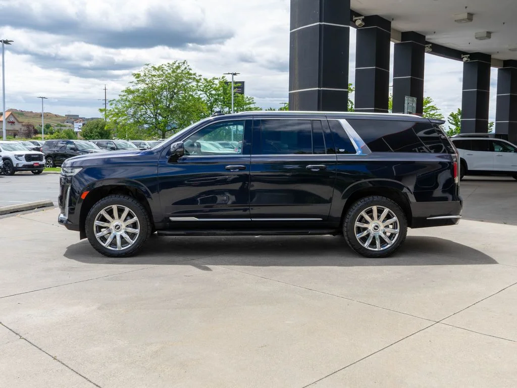 Used 2024 Blue Cadillac Premium Luxury Platinum image 4