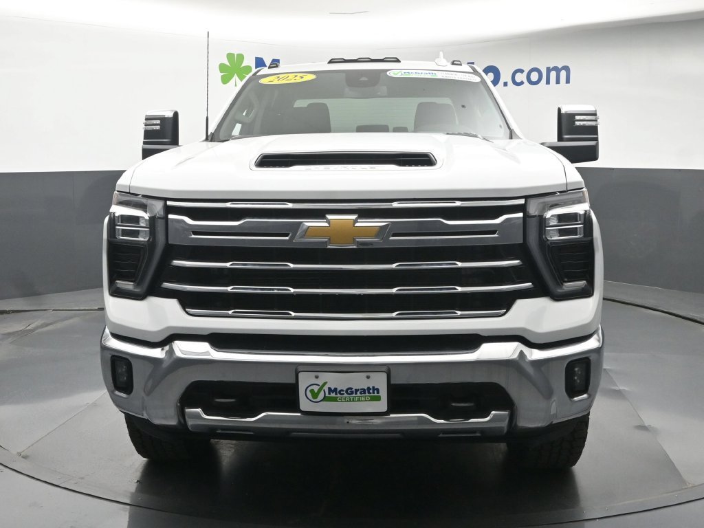 Used 2025 White Chevrolet LTZ image 6