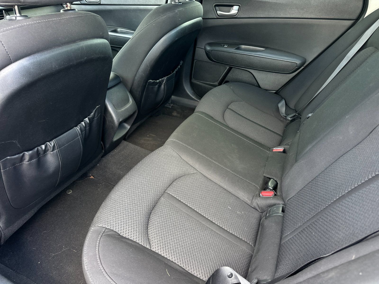 Used 2018 Sangria Kia LX image 10
