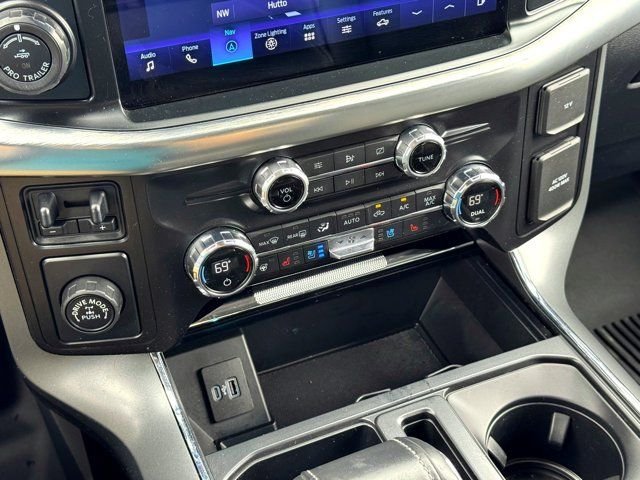 Used 2021 Gray Ford Lariat image 24