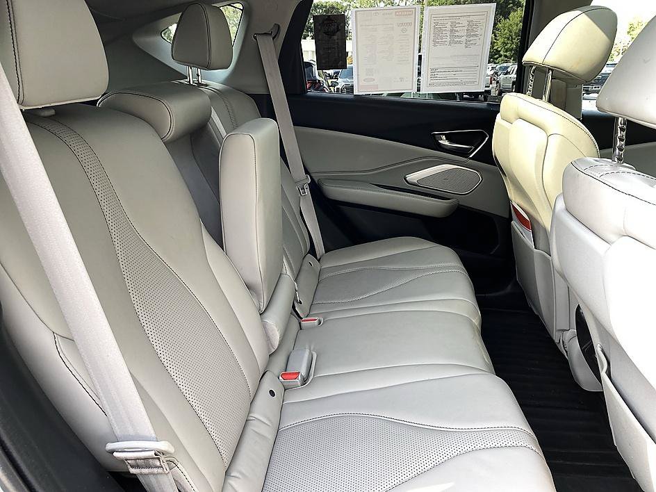 Used 2019 Silver Acura w/Technology Pkg image 25