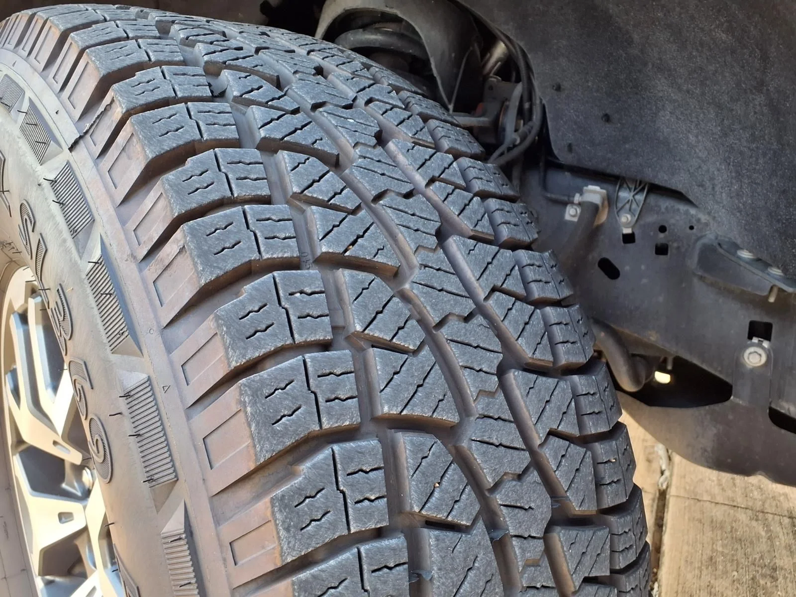 Used 2023 Gray Ford Raptor image 15