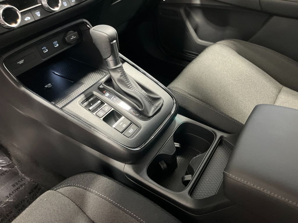 New 2026 Solar Silver Metallic Honda LX image 15