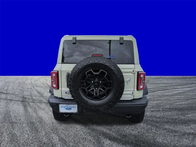 New 2026 Desert Sand Ford Badlands® image 5