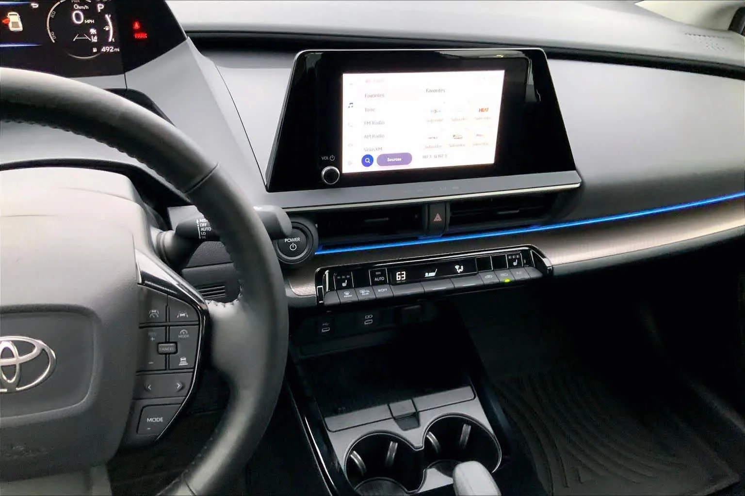 Used 2023 Cutting Edge Toyota XLE image 7