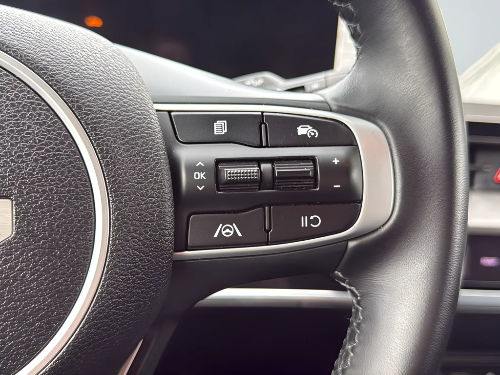Certified Used 2023 White Kia X-Line image 16
