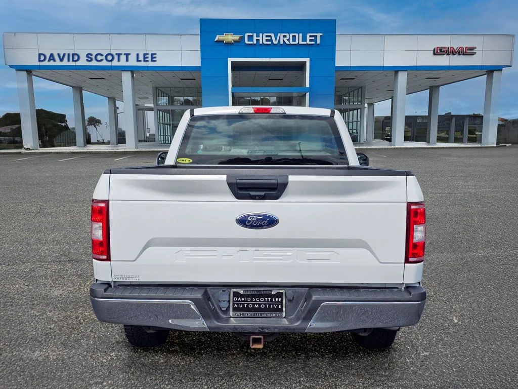 Used 2020 White Ford XL image 11