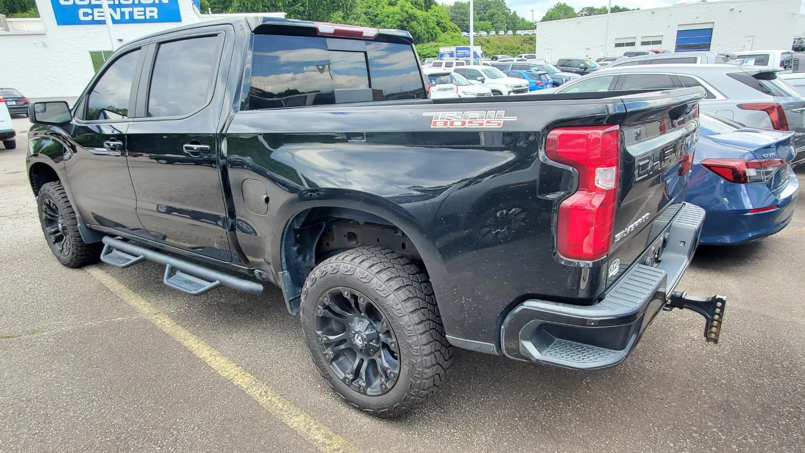Used 2022 Black Chevrolet LT Trail Boss image 8