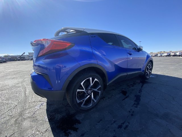 Used 2019 Blue Toyota XLE image 8