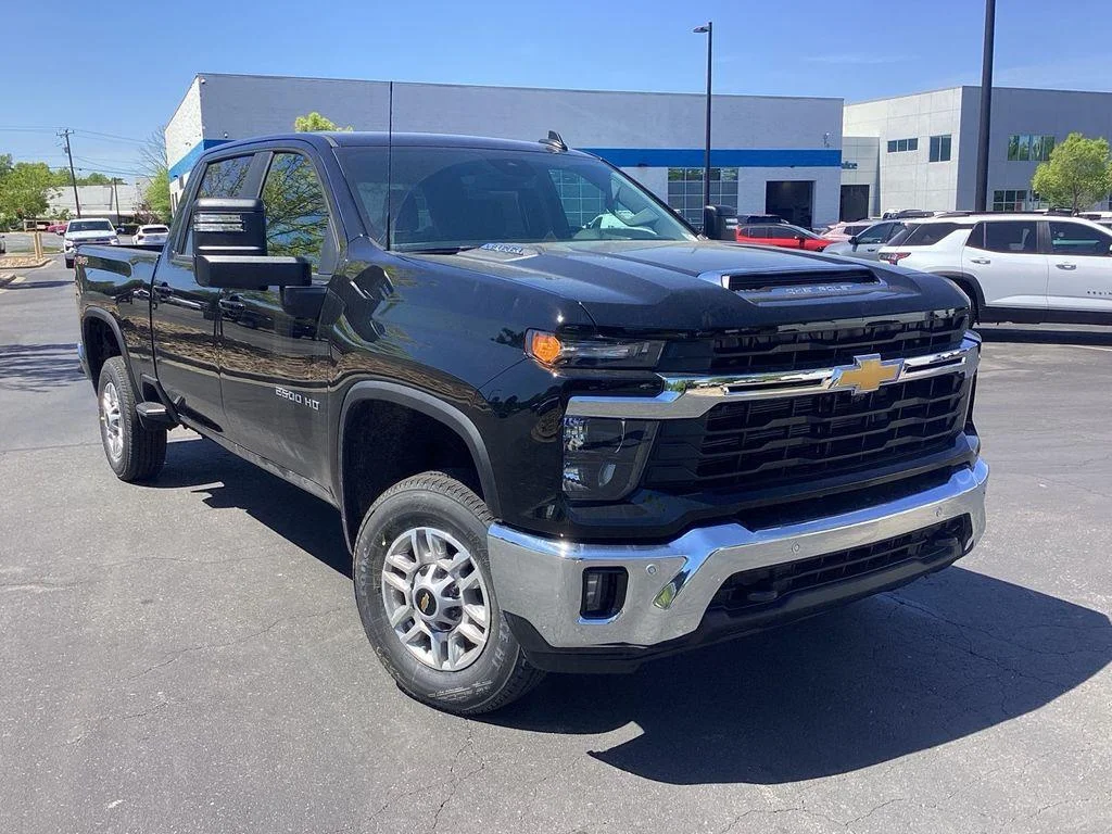 New 2026 Black Chevrolet LT image 8