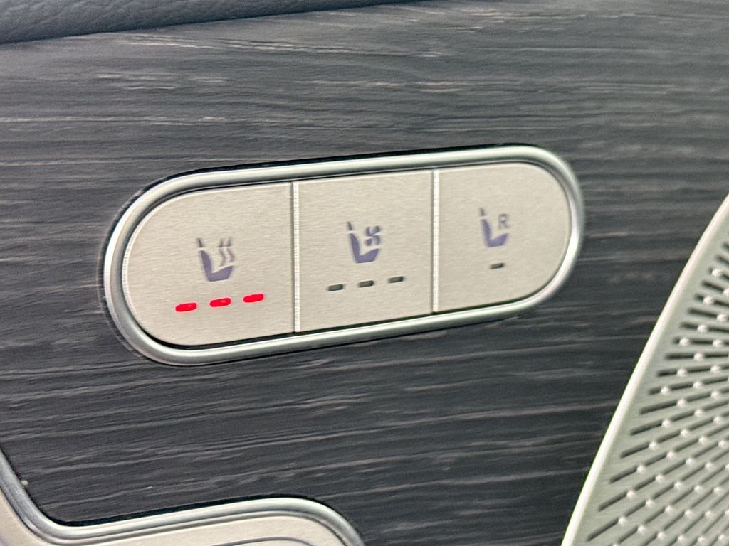 Used 2026 Black Mercedes-Benz GLE 450 image 22