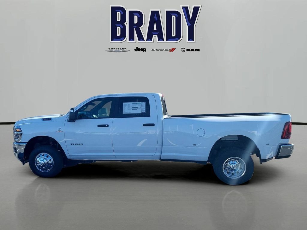 New 2026 Bright White Clear-Coat Exterior Paint RAM Big Horn image 6