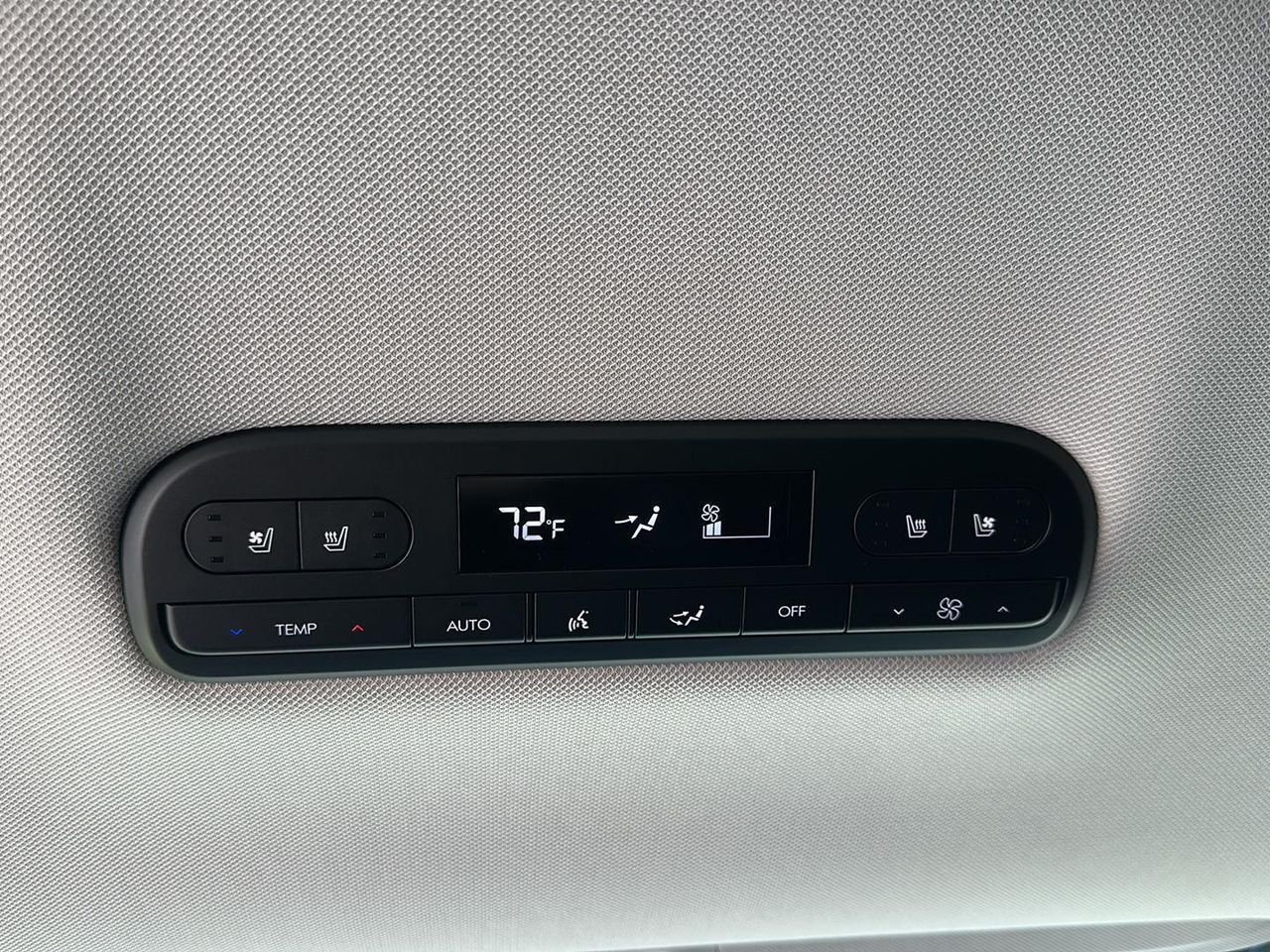 New 2027 Shimmering Silver Hyundai SEL Premium AWD image 36