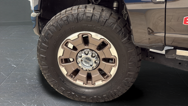 Used 2024 Antimatter Blue Metallic Ford King Ranch image 42