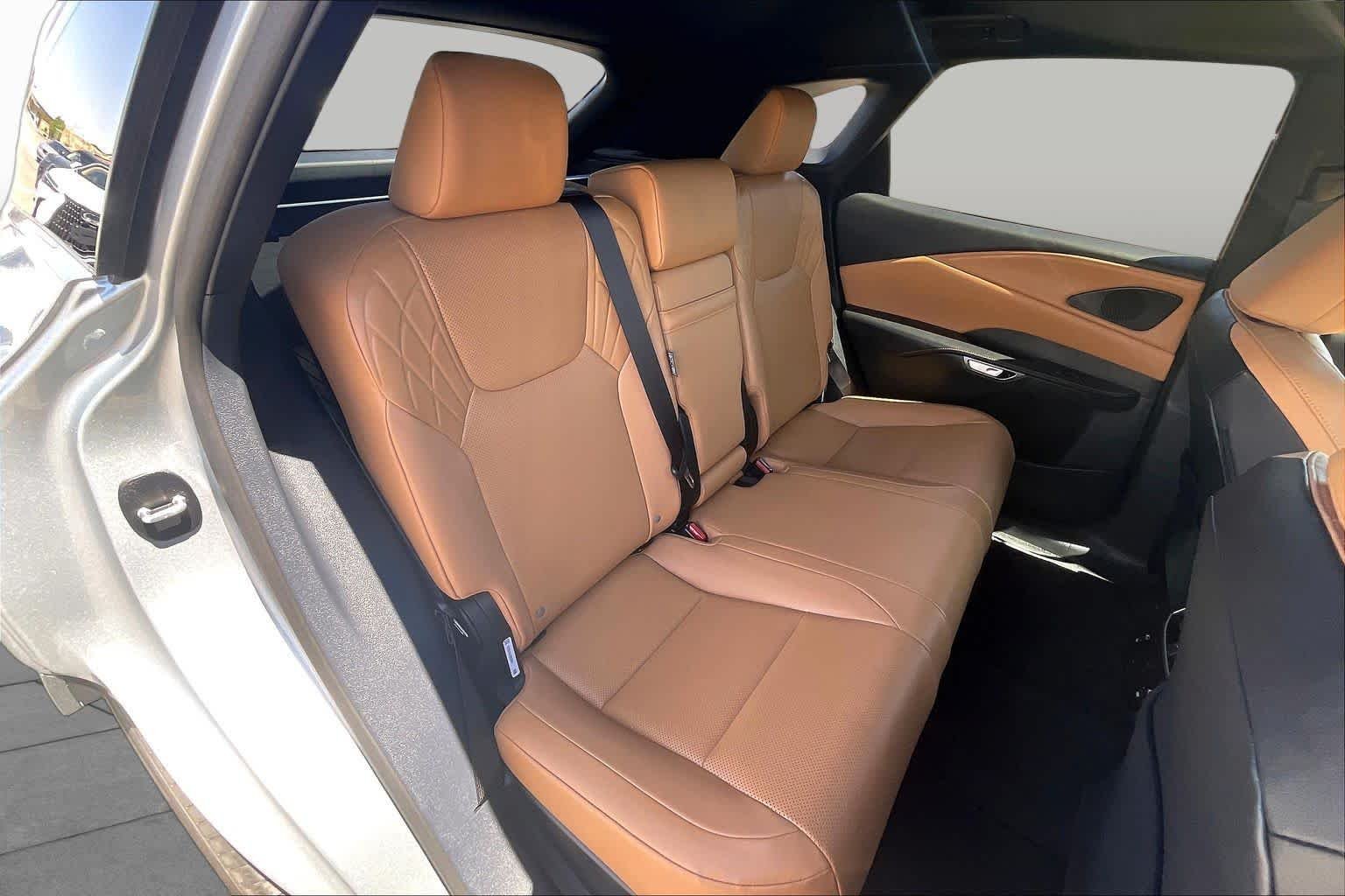 Used 2026 Iridium Lexus Premium image 18