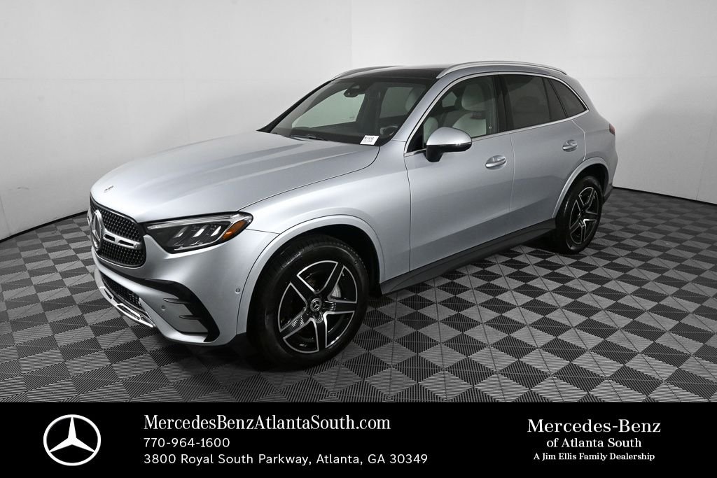 2025 Mercedes-Benz GLC GLC 300 4MATIC's photo