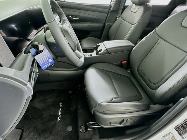 New 2026 Hyundai TUCSON XRT