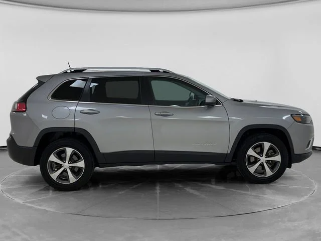 Used 2020 Jeep Cherokee Limited with VIN 1C4PJMDX6LD503989 for sale in Ankeny, IA