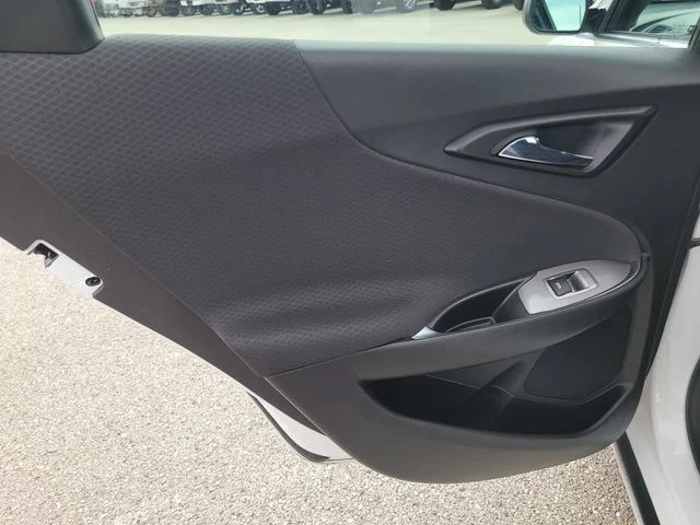 Used 2020 White Chevrolet LT image 11