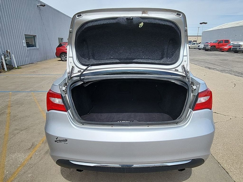 2012 Chrysler 200 Limited - Photo 23