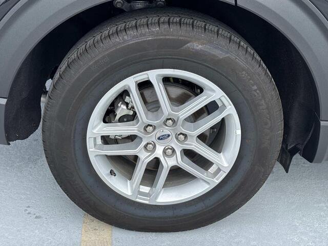 Used 2025 Agate Black Ford Active image 7