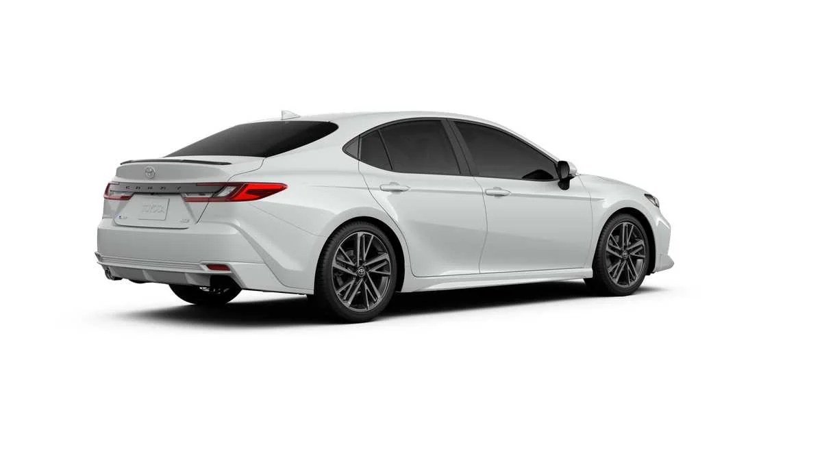 New 2026 Wind Chill Pearl <sup>1</sup> Toyota  XSE image 35