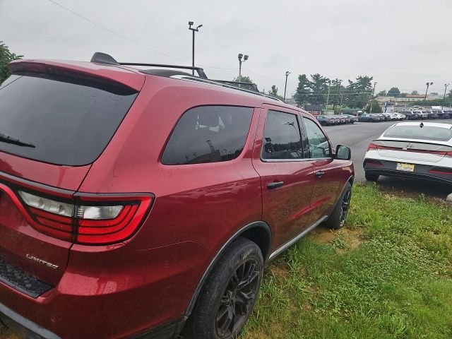Used 2014 Red Dodge Limited image 3