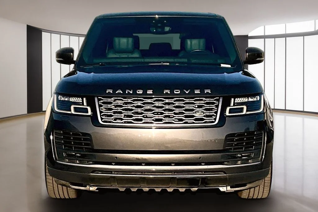 Used 2021 Gray Land Rover Westminster image 2