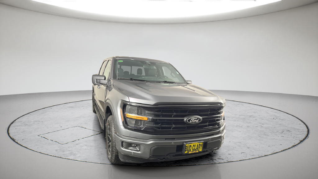 New 2026 Carbonized Gray Metallic Ford XLT image 4